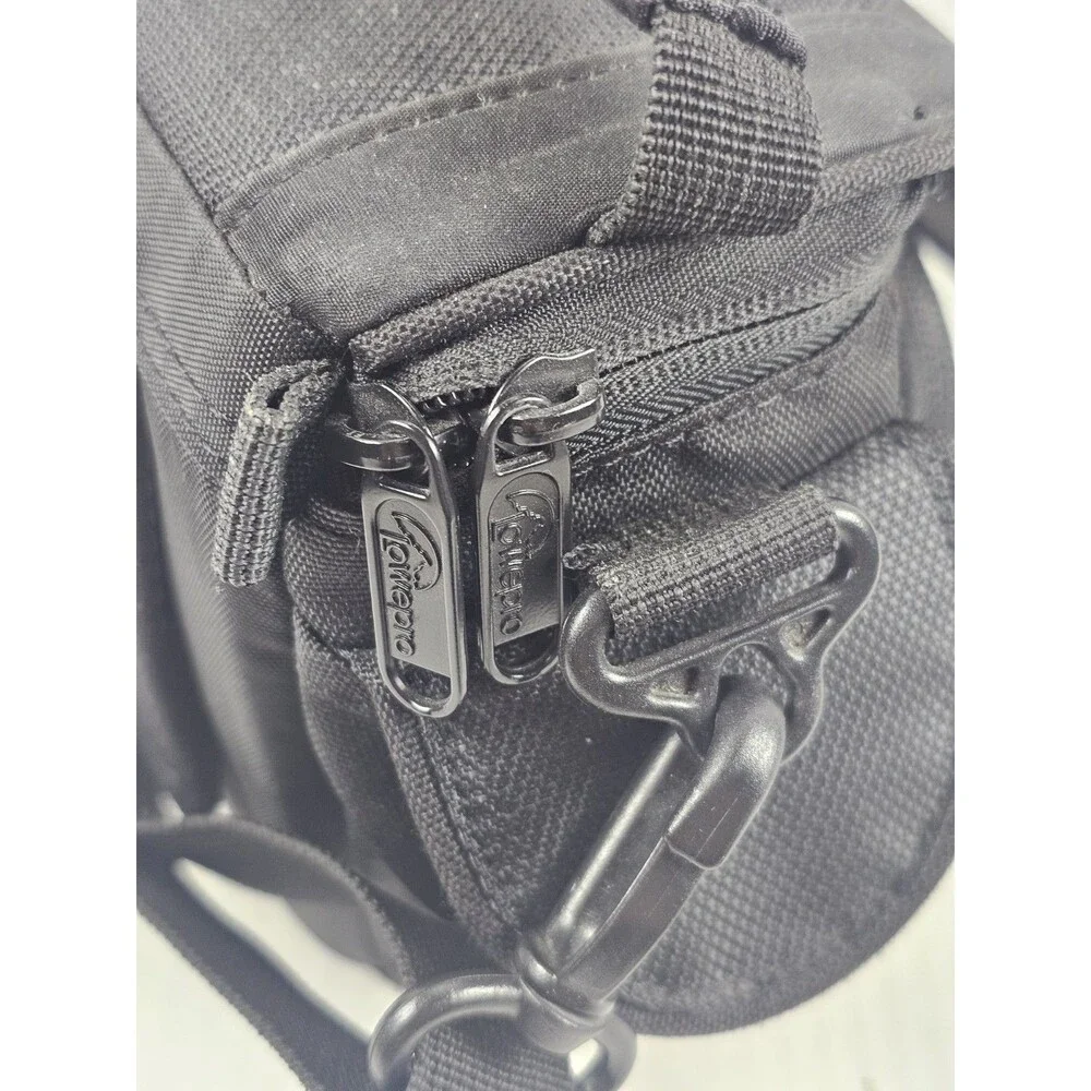 Lowepro Edit 110 Small Black Padded Camera/Camcorder Bag w/ Shoulder Strap